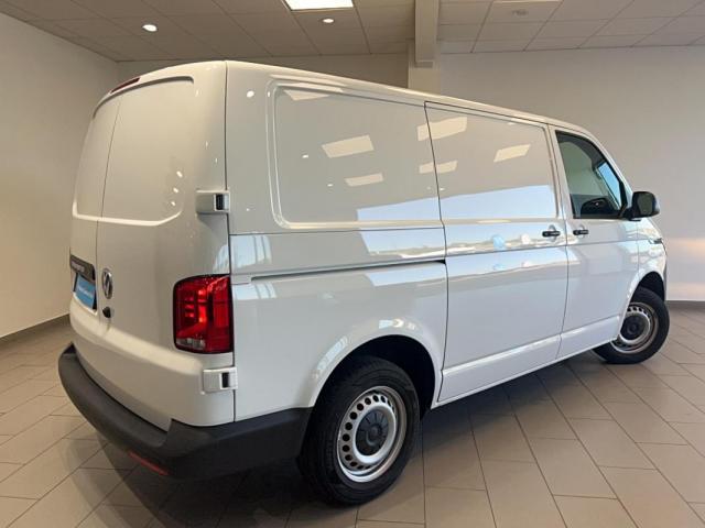 Volkswagen Transporter image 6