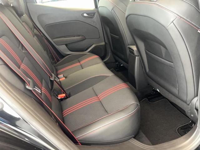Renault Clio image 6