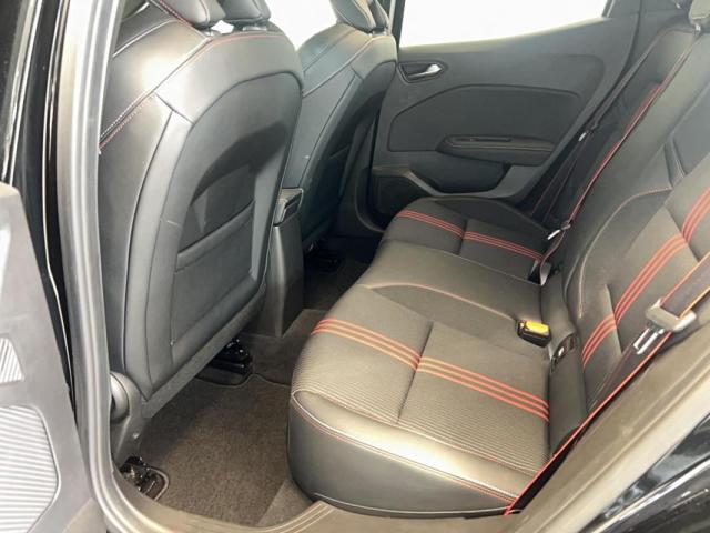Renault Clio image 8