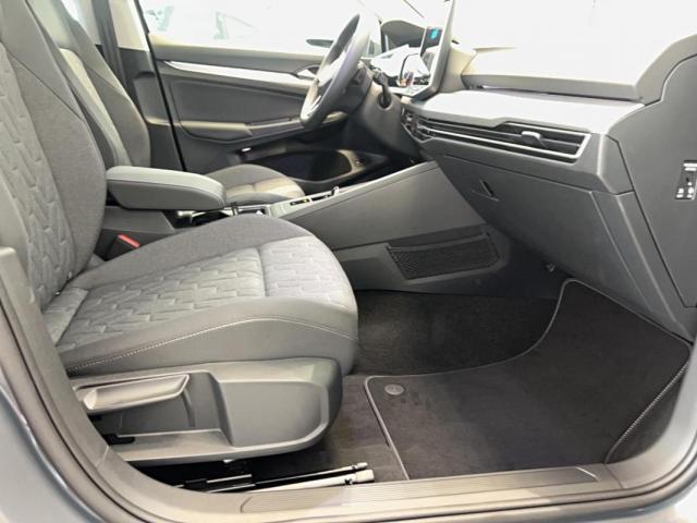 Volkswagen Golf image 8