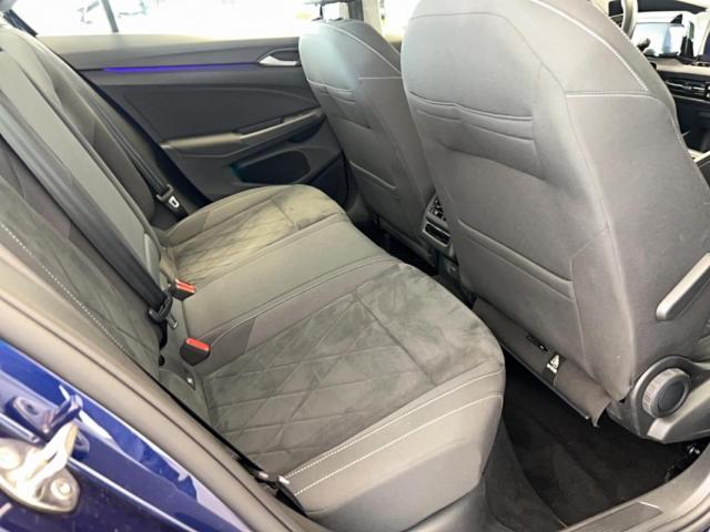 Volkswagen Golf image 6