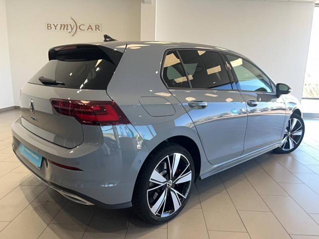 Volkswagen Golf image 6