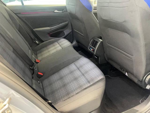 Volkswagen Golf image 6