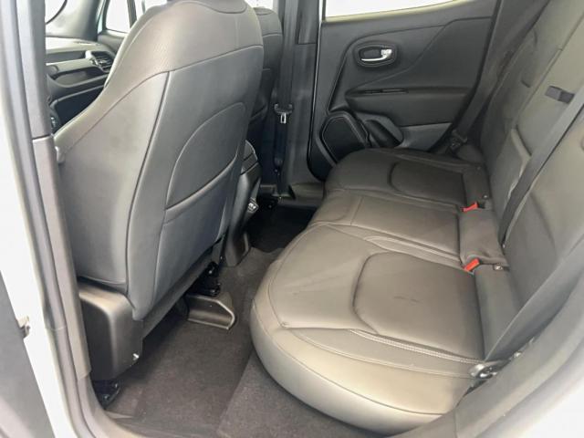 Jeep Renegade image 7