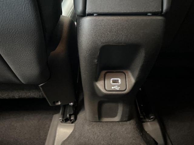 Jeep Renegade image 1