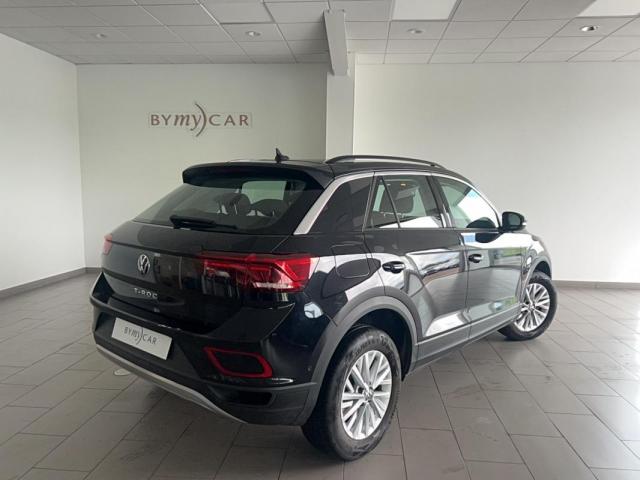Volkswagen T-Roc image 7