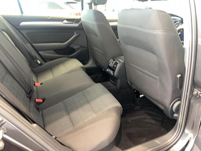 Volkswagen Passat image 4