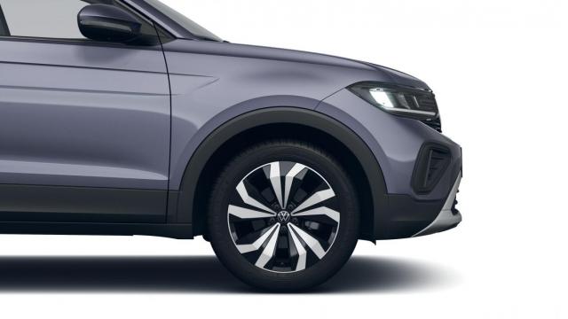 Volkswagen T-Cross image 2