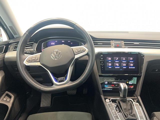 Volkswagen Passat Sw image 3
