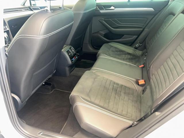 Volkswagen Passat Sw image 1