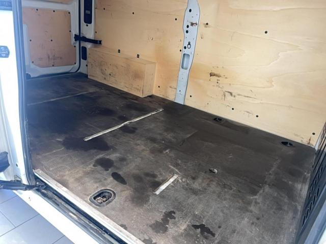 Renault Master image 4