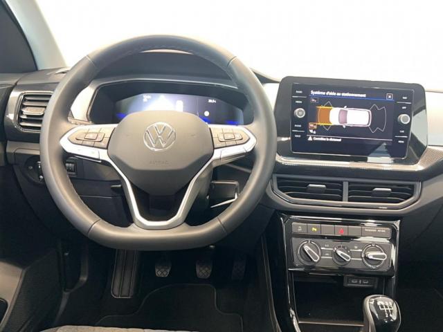 Volkswagen T-Cross image 1