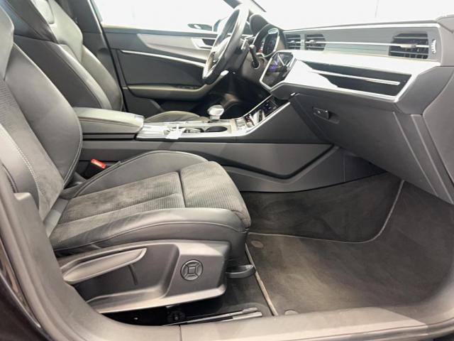 Audi A6 Avant image 8