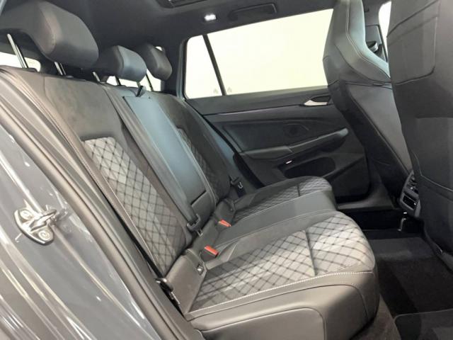 Volkswagen Golf Sw image 3
