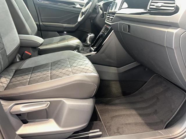 Volkswagen T-Roc image 1