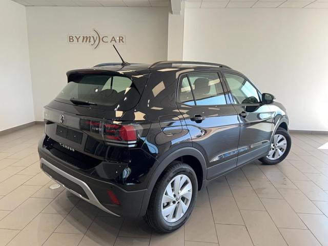 Volkswagen T-Cross image 3