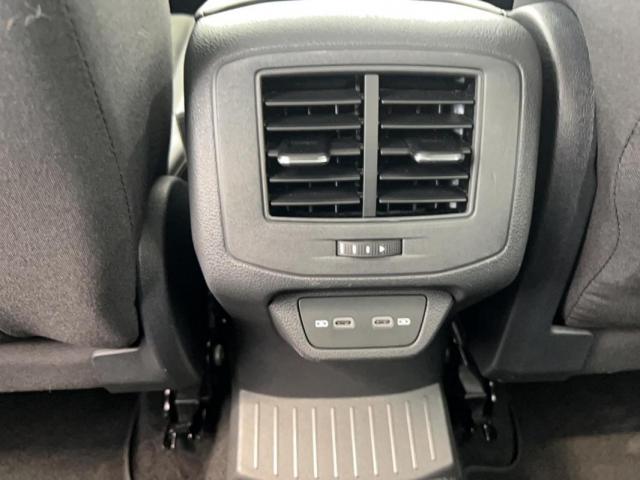 Volkswagen T-Roc image 7