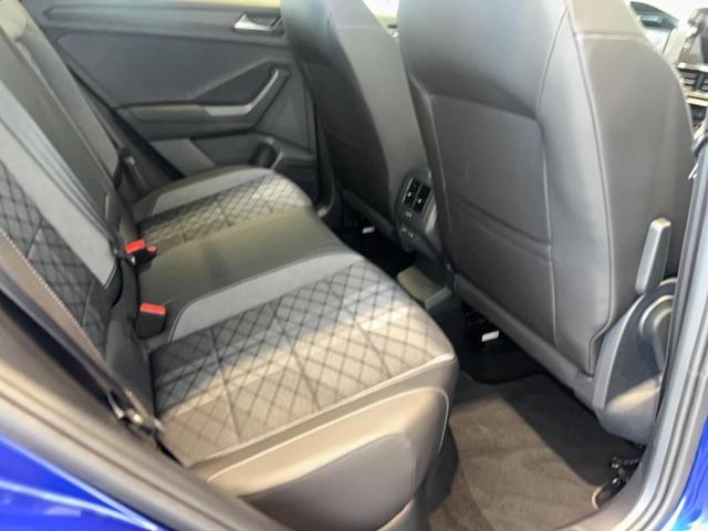 Volkswagen T-Roc image 7