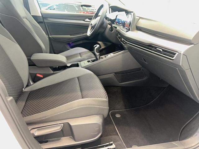 Volkswagen Golf image 4