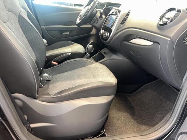 Renault Captur image 2
