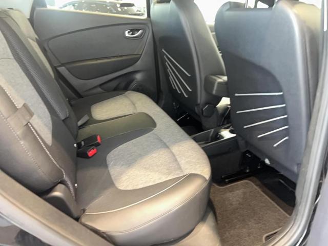 Renault Captur image 6
