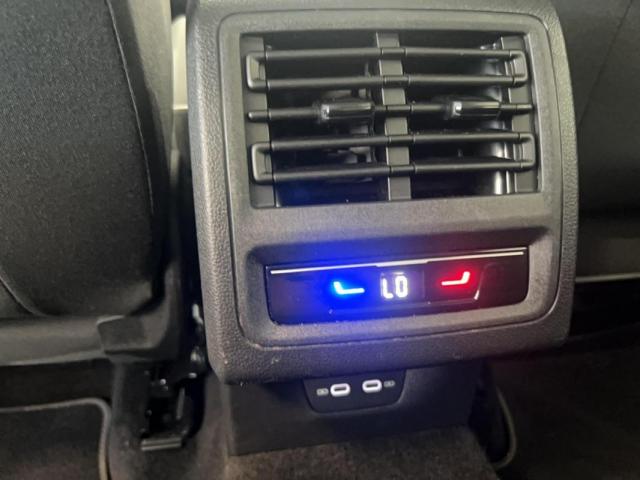 Volkswagen Golf image 9