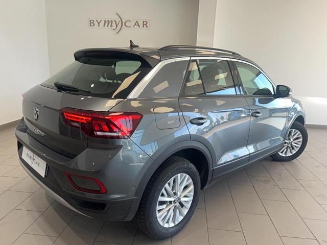 Volkswagen T-Roc image 4