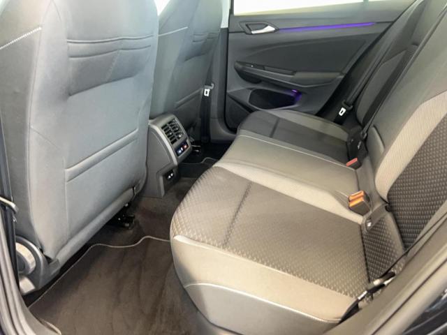 Volkswagen Golf image 6