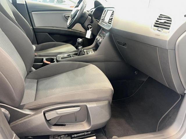 Seat Leon image 1