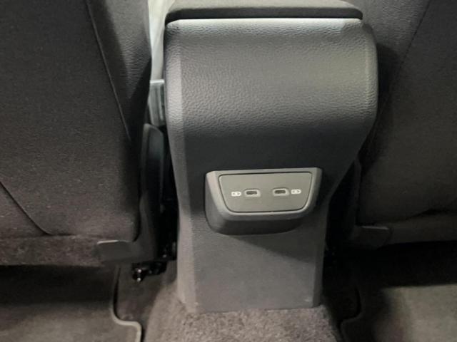 Volkswagen Polo image 9