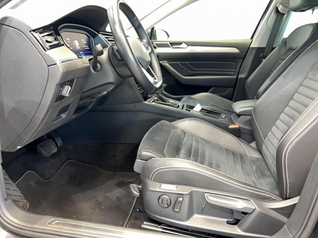 Volkswagen Passat Sw image 2