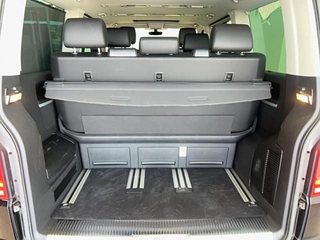 Volkswagen Multivan image 6
