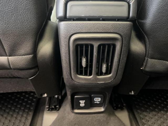 Jeep Compass image 2