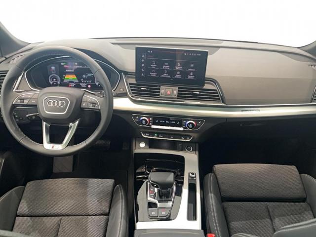 Audi Q5 image 8