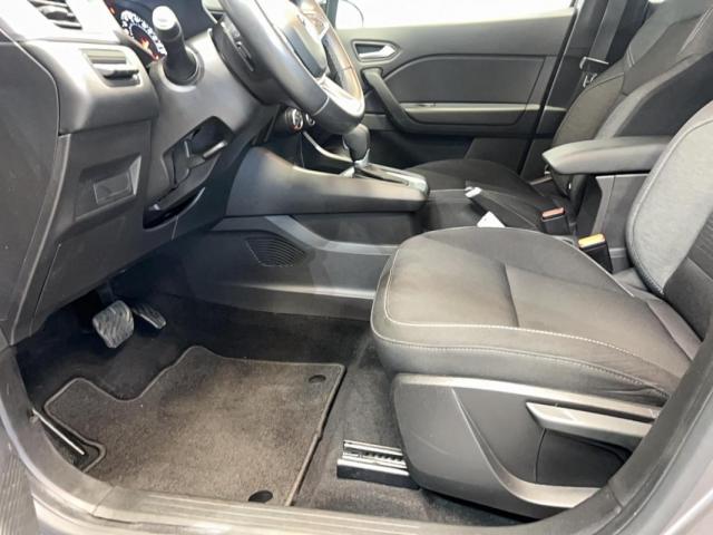 Renault Captur image 8