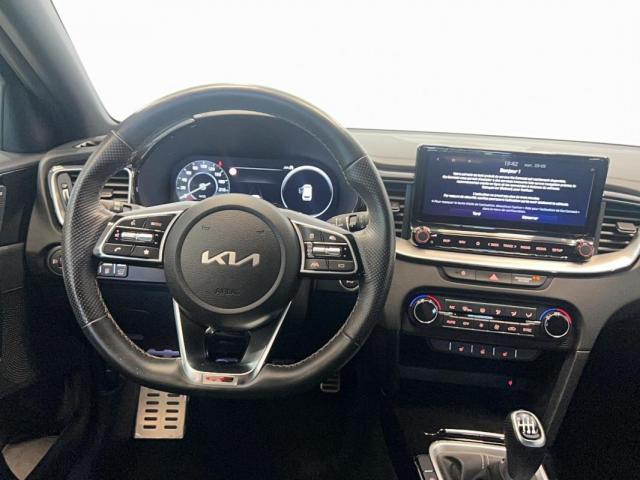 Kia Cee'D_sw image 9