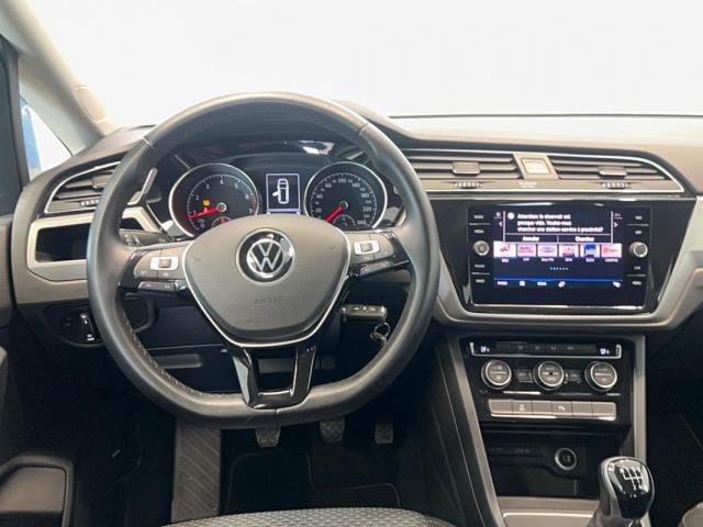 Volkswagen Touran image 8