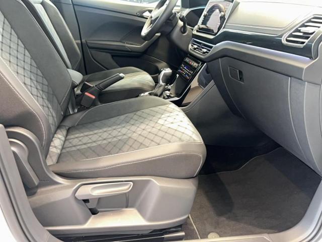 Volkswagen T-Cross image 3
