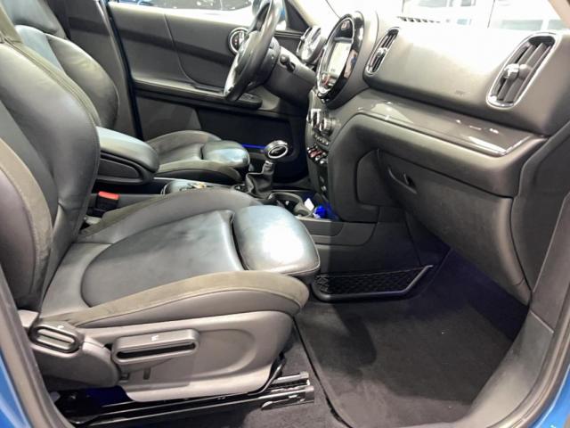 Mini Countryman image 9