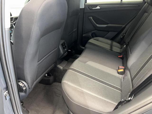 Volkswagen T-Roc image 9