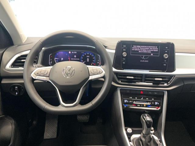 Volkswagen T-Roc image 2