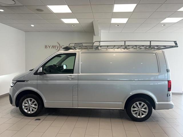 Volkswagen Transporter image 2