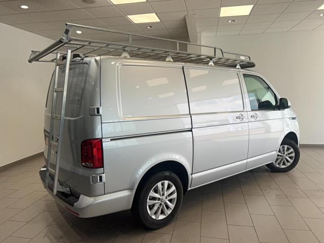 Volkswagen Transporter image 7