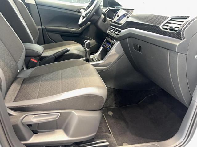 Volkswagen T-Cross image 9