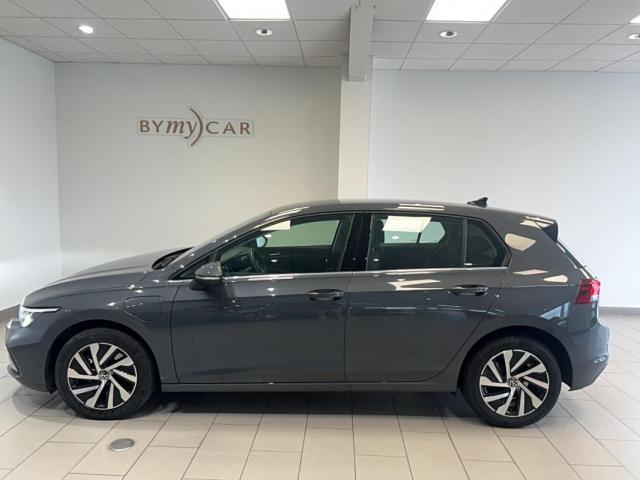 Volkswagen Golf image 6