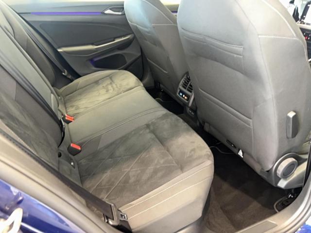 Volkswagen Golf image 8