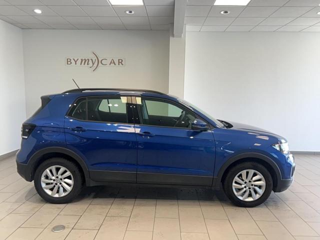 Volkswagen T-Cross image 2