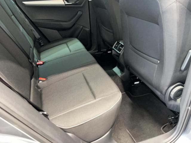 Skoda Karoq image 8