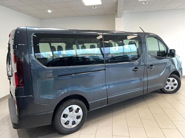 Renault Trafic image 9
