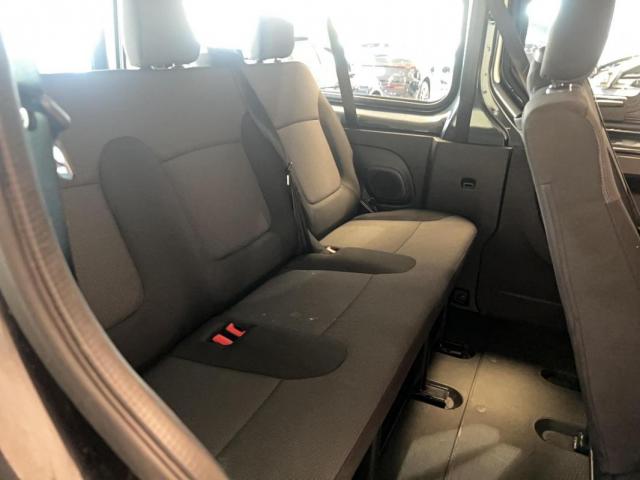 Renault Trafic image 1